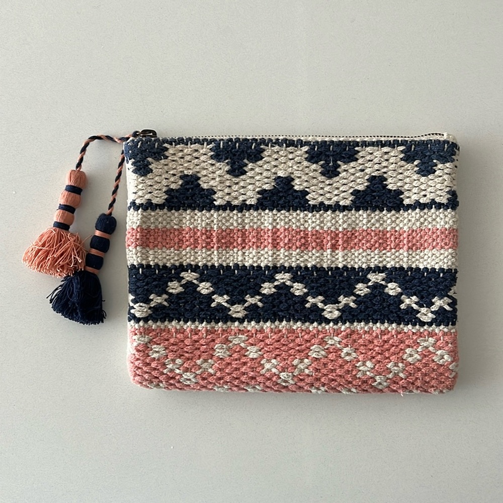 Universal Thread Clutch